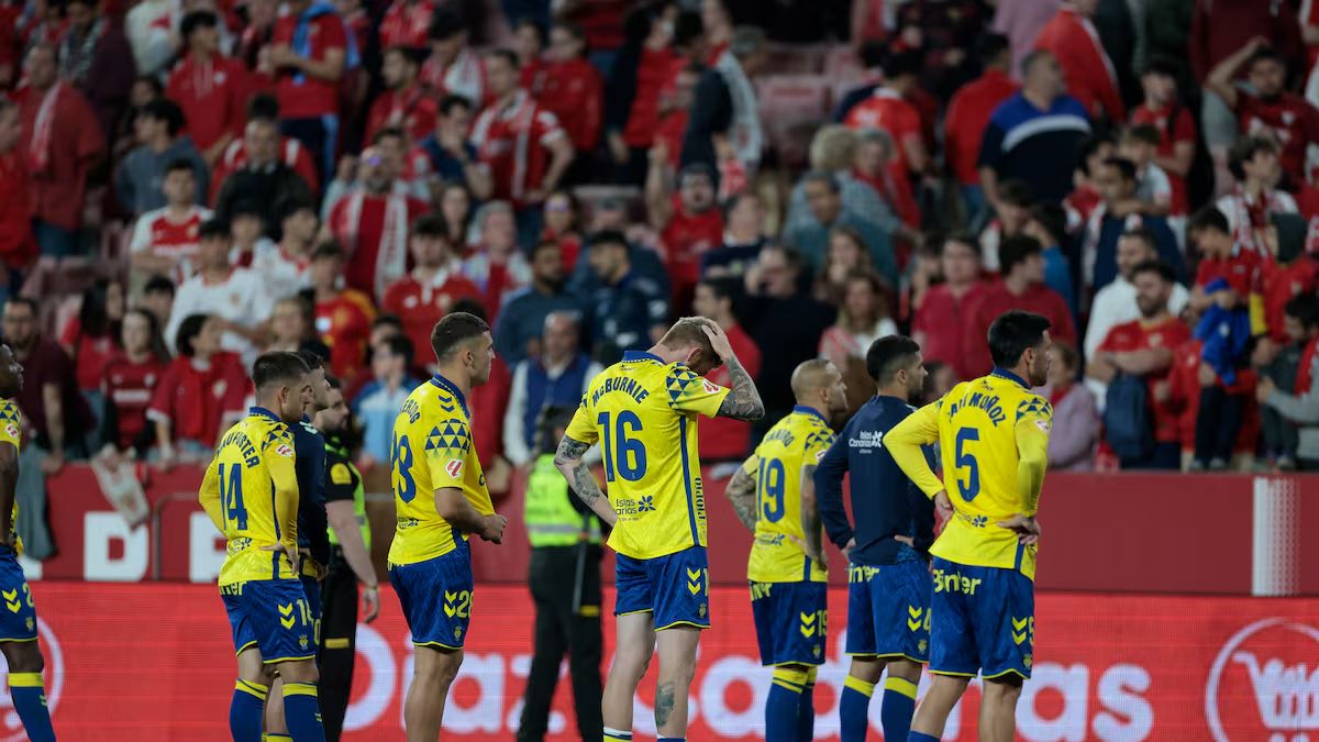 关于阿尔梅里亚逼平莱加内斯，保级形势不明的信息