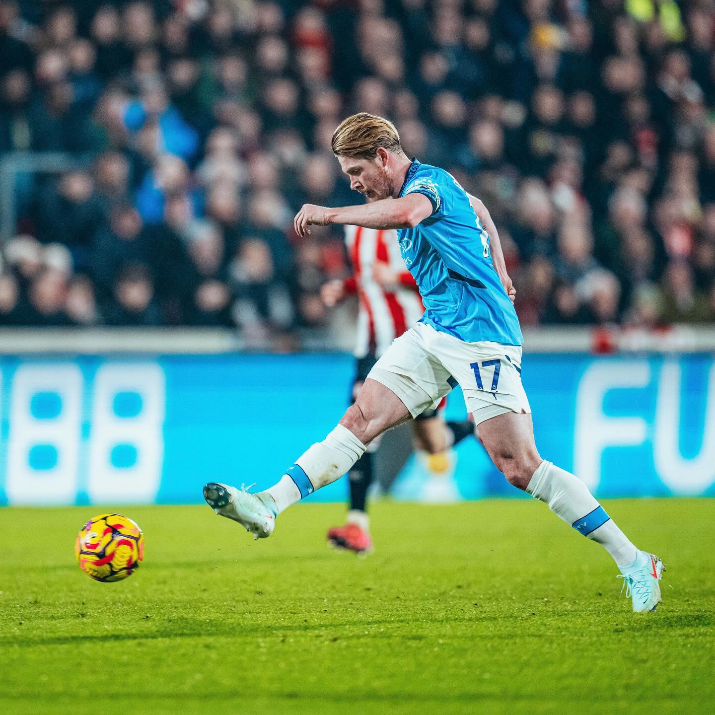 布伦特福德主场击败对手，实现连胜